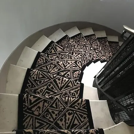 Appartement La Cachette Des Stars 20m2 Vue Tour Eiffel *
