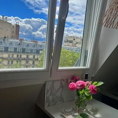 La Cachette Des Stars 20m2 Vue Tour Eiffel Appartement Paris