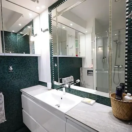 La Cachette Des Stars 20m2 Vue Tour Eiffel Appartement