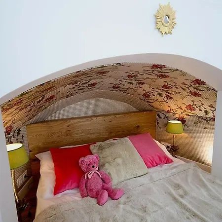 Appartement La Cachette Des Stars 20m2 Vue Tour Eiffel *